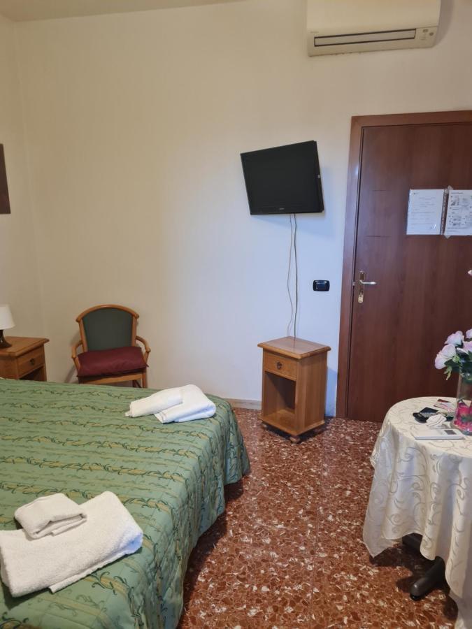 La Palazzina Hotel Roma Exterior foto